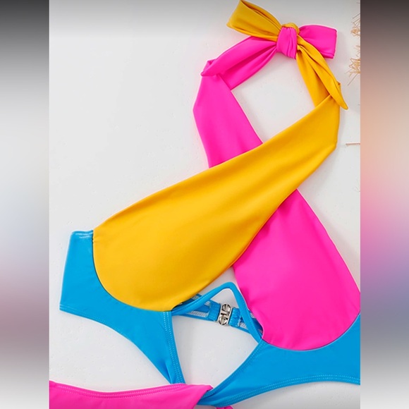 🔥Colorblock Halter One Piece Swimsuit - Picture 4 of 8